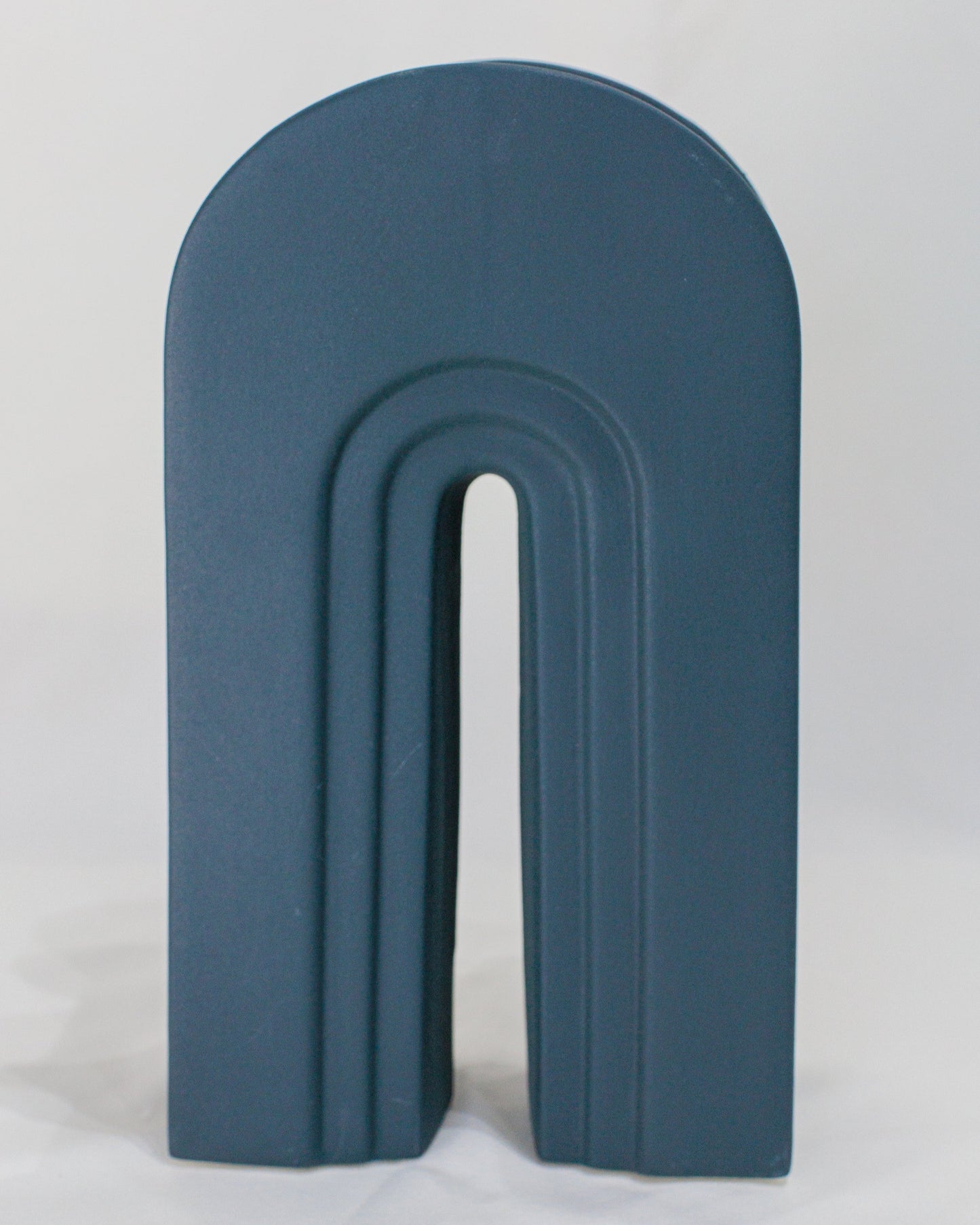 Vaso Trento Azul Marinho em Cerâmica Fosca