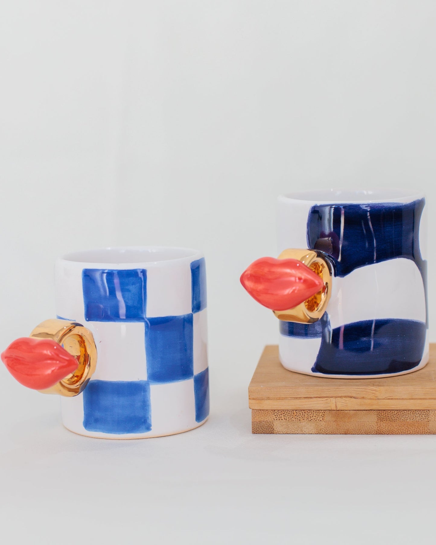 Caneca Smooch Gold em Cerâmica