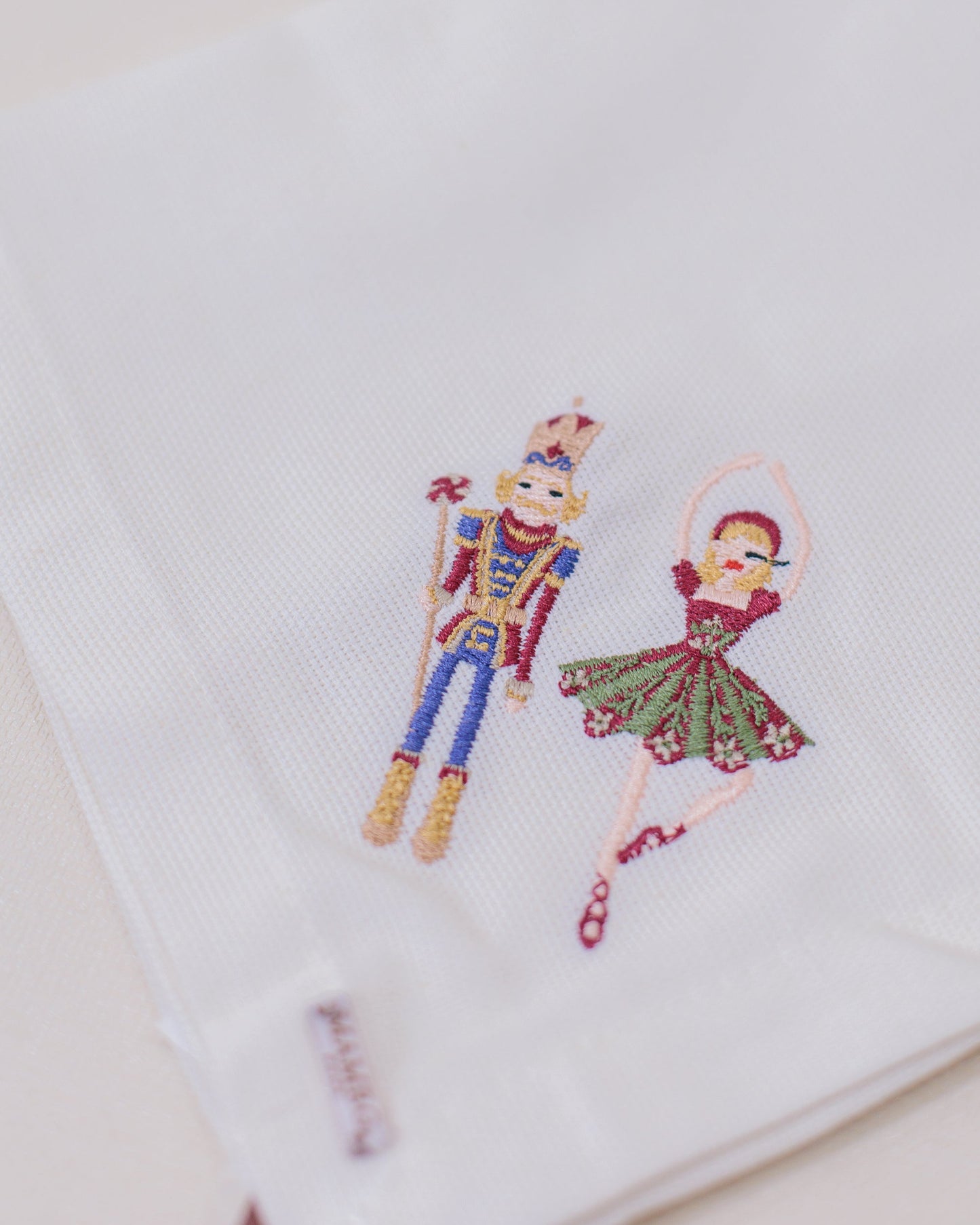 Guardanapo Linhão Off White Bordado Xmas Ballet