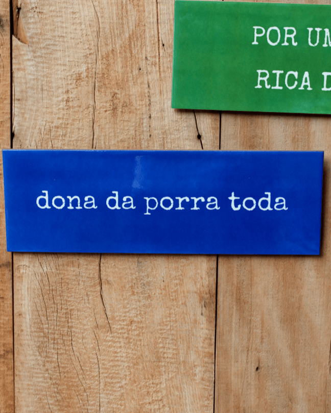 Azulejo decorativo 'dona da porra toda'