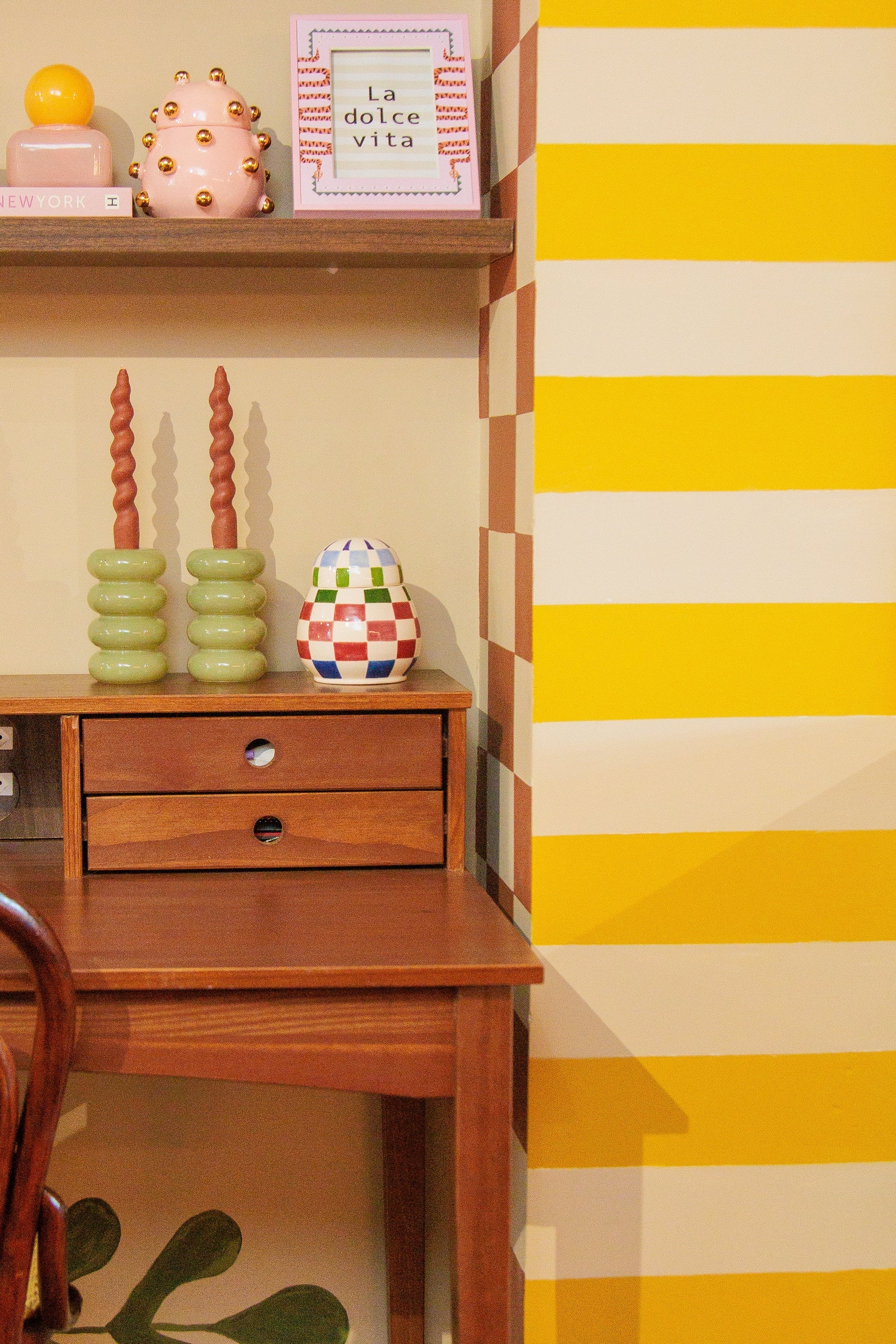 7 objetos coloridos para transformar e decorar o seu home office – Liló ...