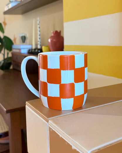 Caneca Checkerboard Laranja
