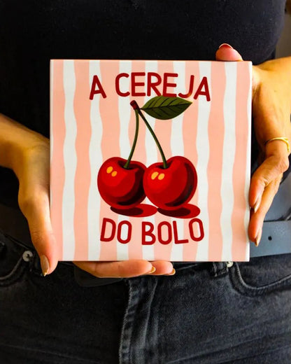 Azulejo Decorativo 'A Cereja do Bolo'