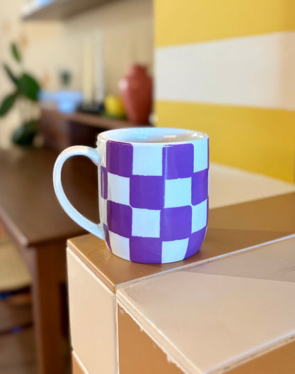 Caneca Checkerboard Lilás