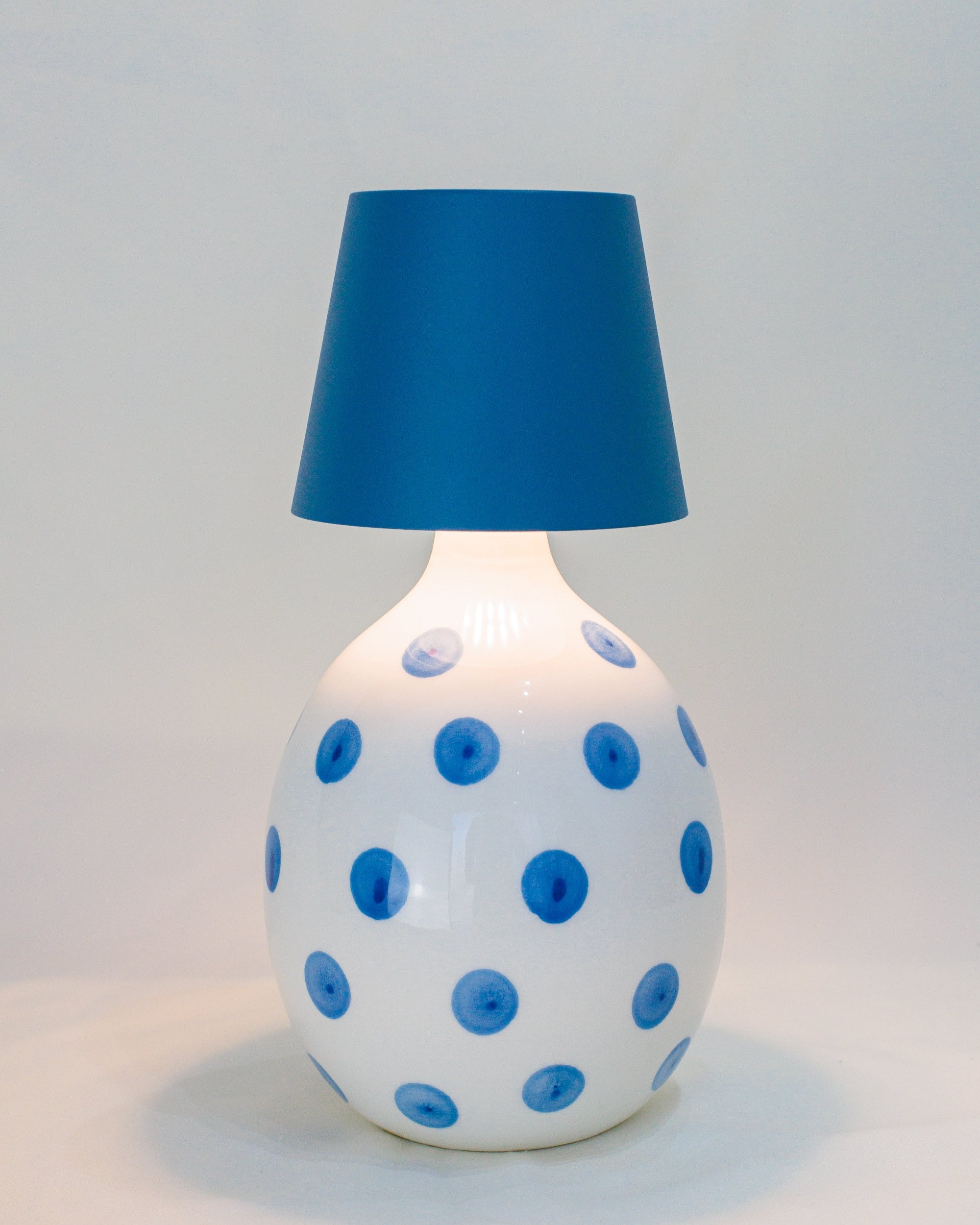 Luminária Poldina + Garrafa Lido Pontos Azul