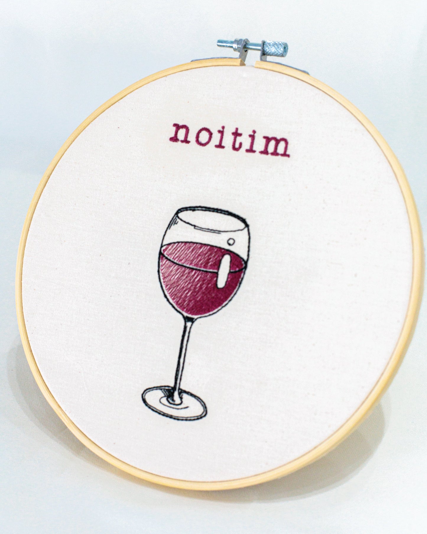 Bastidor bordado 'noitim'