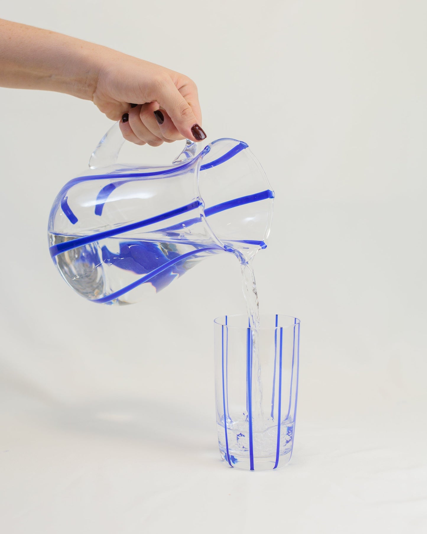 Jarra Transparente com Listras Azul em Vidro