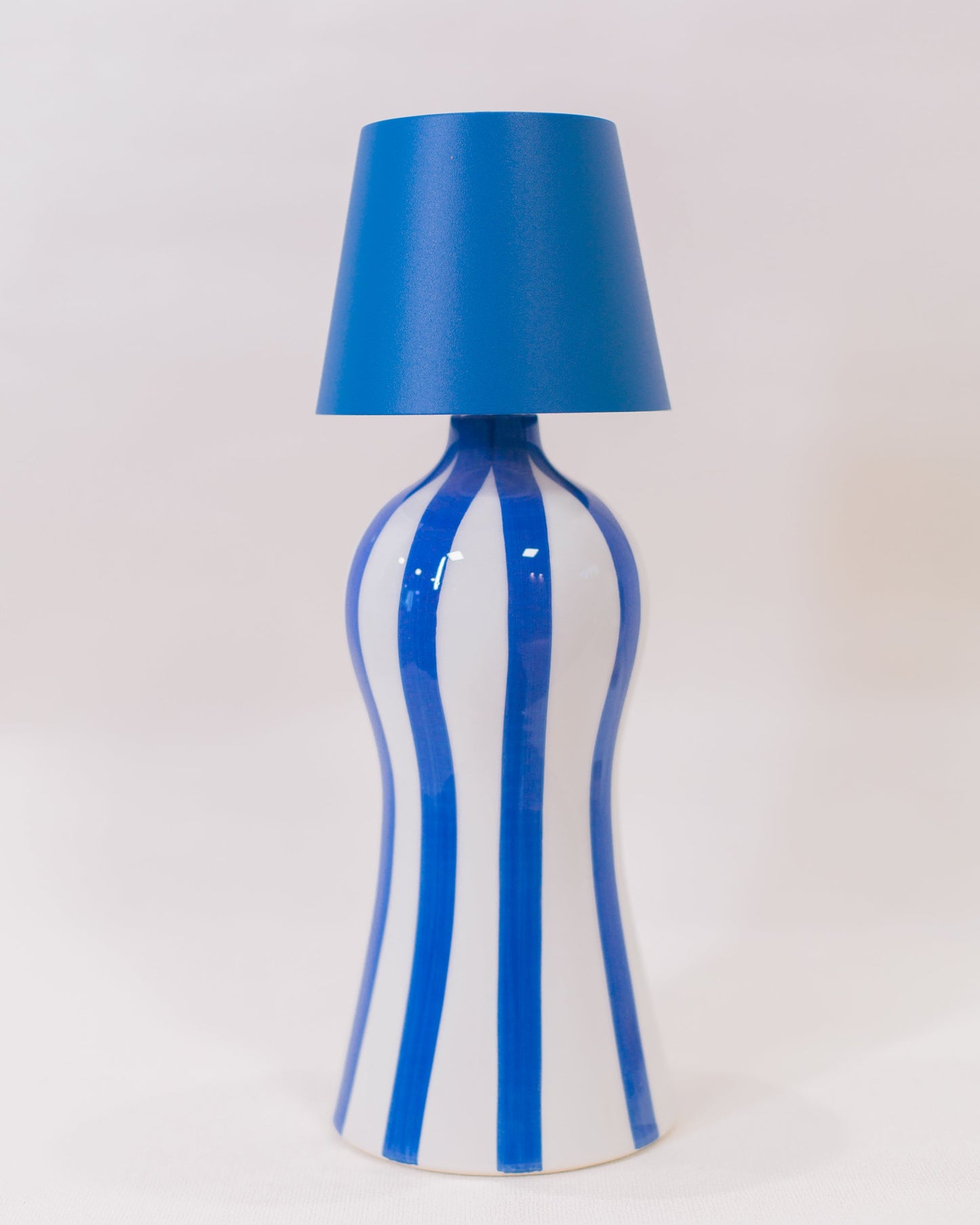 Luminária Poldina + Garrafa Lido Listras Azul