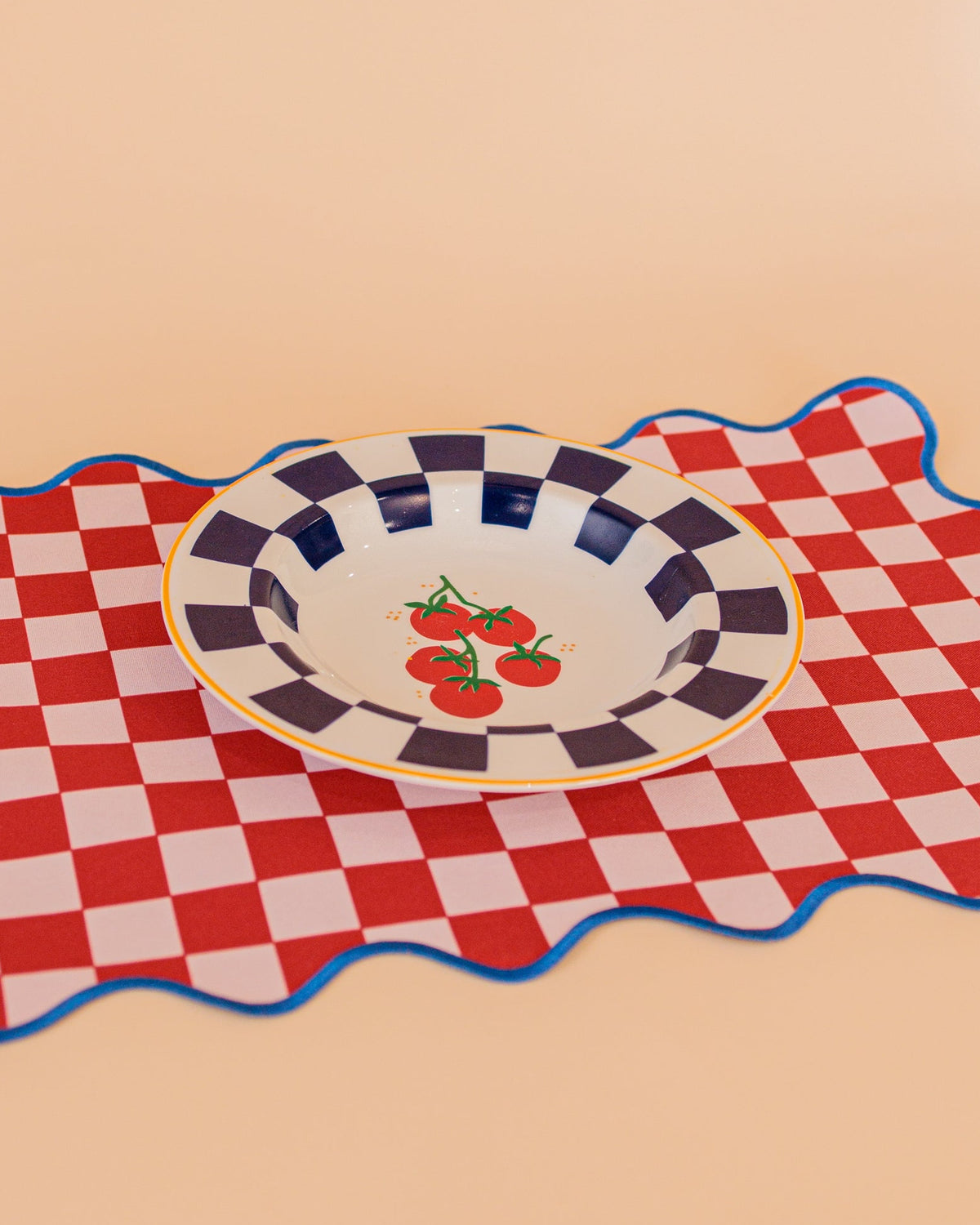 Prato Fundo Tomato