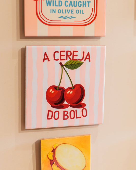Azulejo Decorativo 'A Cereja do Bolo'